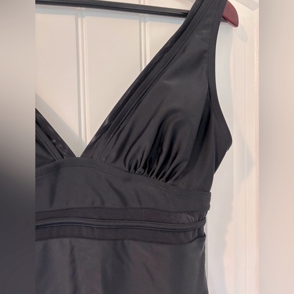 Tommy Hilfiger Black V Neck Swimsuit with Sheer Stripe Size 10 - Picture 3 of 8